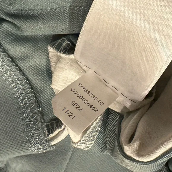 ATHLETA TREKKIE NORTH SHORT SZ 16 NWOT - Picture 14 of 14